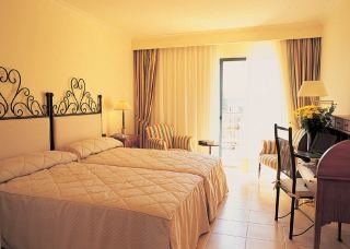 Portblue La Quinta Hotel And Spa Menorca Island Екстер'єр фото